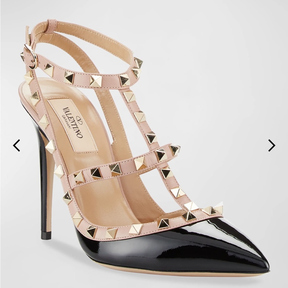 VALENTINO ROCKSTUD ‘100 Pumps’ Gold Studded Slingback Heels Nude/ Black. Sz 36